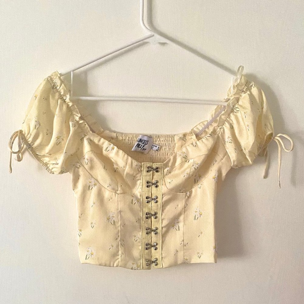 Allyson Top Yellow | PRINCESS POLLY